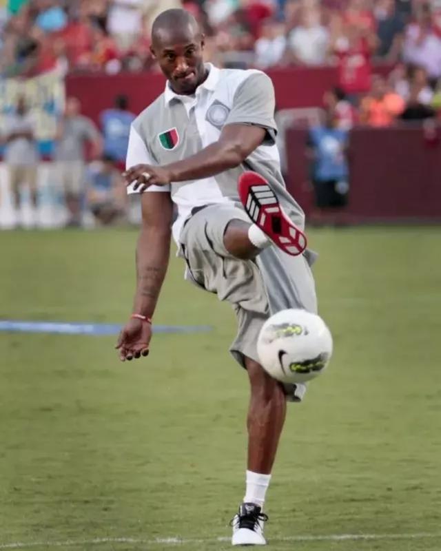 球队防守端数据大幅提升（球队防守效率显著攀升）