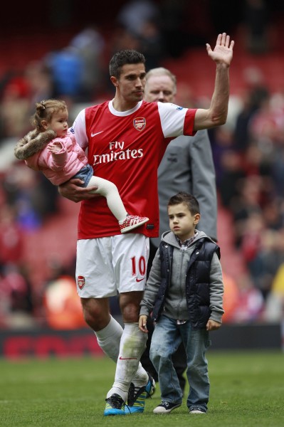 赫塔费主帅：希望阿尔瓦雷斯能上场，我想让最好的球员出现在场上（赫塔费主帅盼阿尔瓦雷斯登场：我希望把最好的球员派上场）