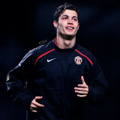 罗马诺：曼联并未与阿德耶米经纪人接触，也没与多特谈判（罗马诺：曼联既未联系阿德耶米代理人，也未与多特蒙德商谈）