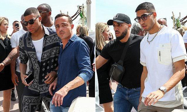 贵州12岁跳水小将全运会出场时做C罗庆祝动作：我喜欢C罗（全运会出场模仿C罗庆祝，贵州12岁跳水小将：我喜欢C罗）