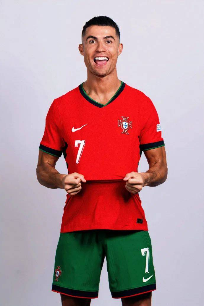 杜兰特关键投篮稳定输出（杜兰特关键时刻稳健发挥）