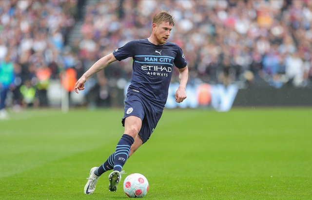 🧤以父之名，浅浅过个诞辰日~🎂今天是科贝尔的28...（🧤以父之名，浅浅庆个诞辰~🎂今天是科贝尔28岁）