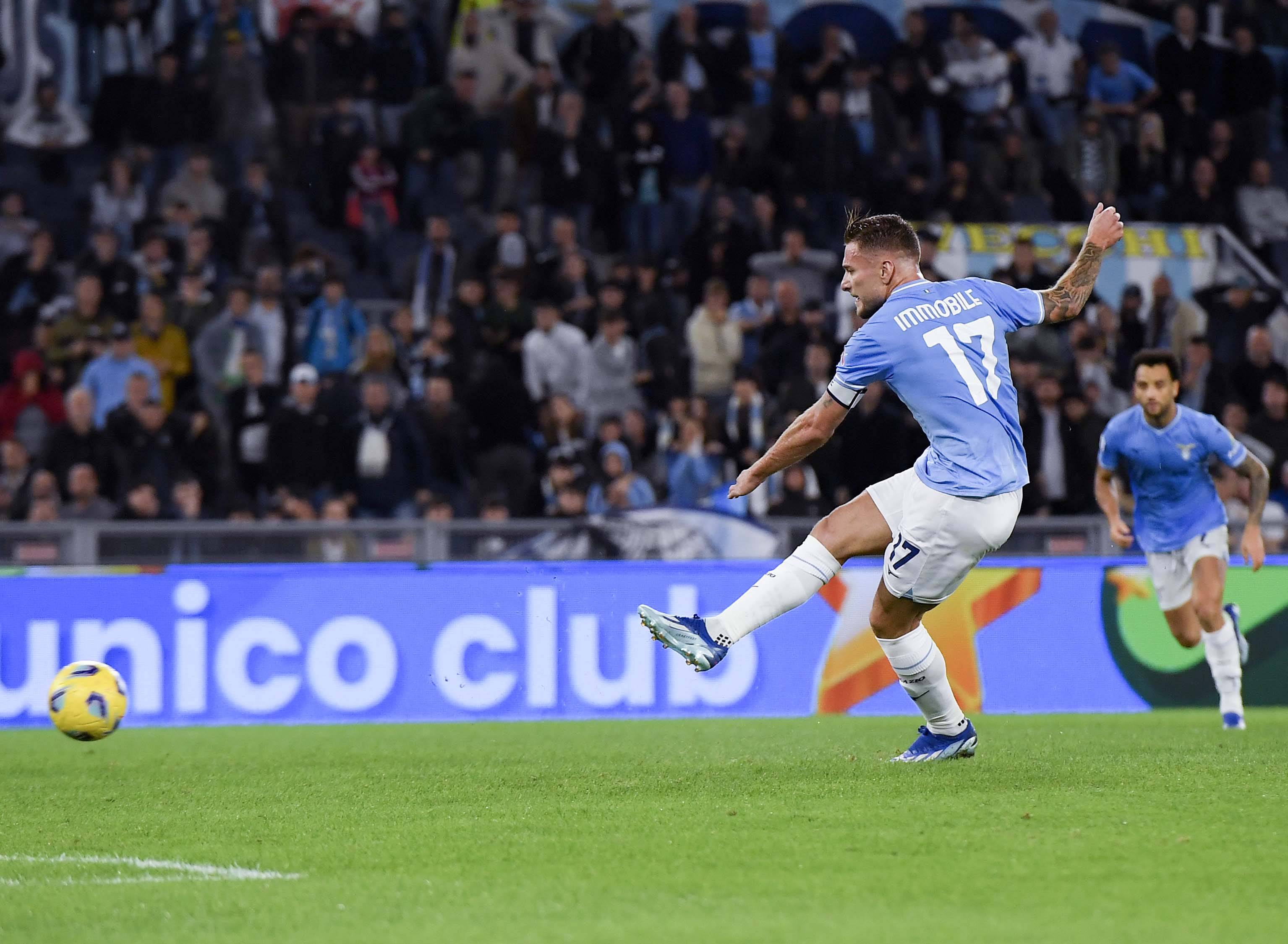 国足官方祝福魏祥鑫：期待以后为中国足球贡献更多力量（国足官方向魏祥鑫送上祝福：期盼其未来为中国足球再立新功）