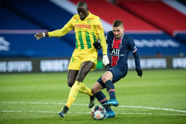 潘喜明打趣：我们训练压力比比赛大，比赛时听不见李导喊什么（潘喜明笑言：训练压力胜过比赛，场上几乎听不清李导指挥）