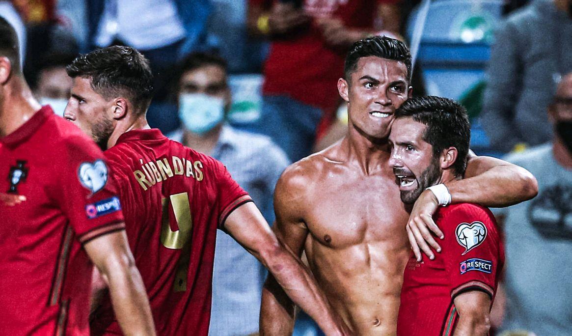 弗里克解释亚马尔被换下原因，称其欧冠停赛需轮换（弗里克：亚马尔被换下因欧冠停赛，球队需要轮换）