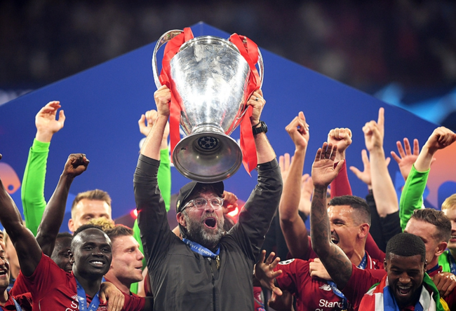 【头条】阿莱斯·奥帕特尔尼主场登顶环球马术冠军赛布拉格季后赛1.45米争时赛（【头条】阿莱斯·奥帕特尔尼主场加冕，夺得环球马术冠军赛布拉格季后赛1.45米计时赛冠军）