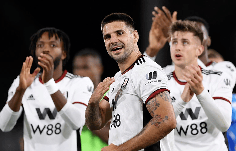 都体：弗拉泰西对加盟尤文持开放态度，国米要价不低于3500万（都灵体育报：弗拉泰西愿考虑加盟尤文，国米要价至少3500万欧元）