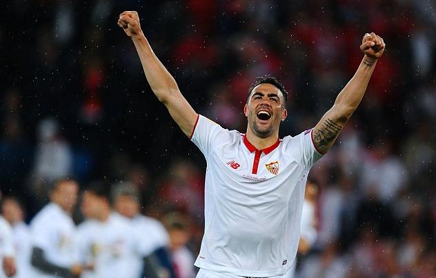 邮报整理C罗豪车收藏：有多辆布加迪，最贵的车价值850万英镑（邮报盘点C罗名车库：布加迪不止一辆，顶级车型价值850万英镑）