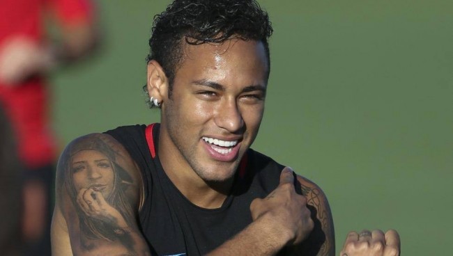 经纪人：那不勒斯今夏也有意博尼，但奥西利奥起了决定性作用（经纪人：那不勒斯夏窗亦有意博尼，奥西利奥扮演关键角色）