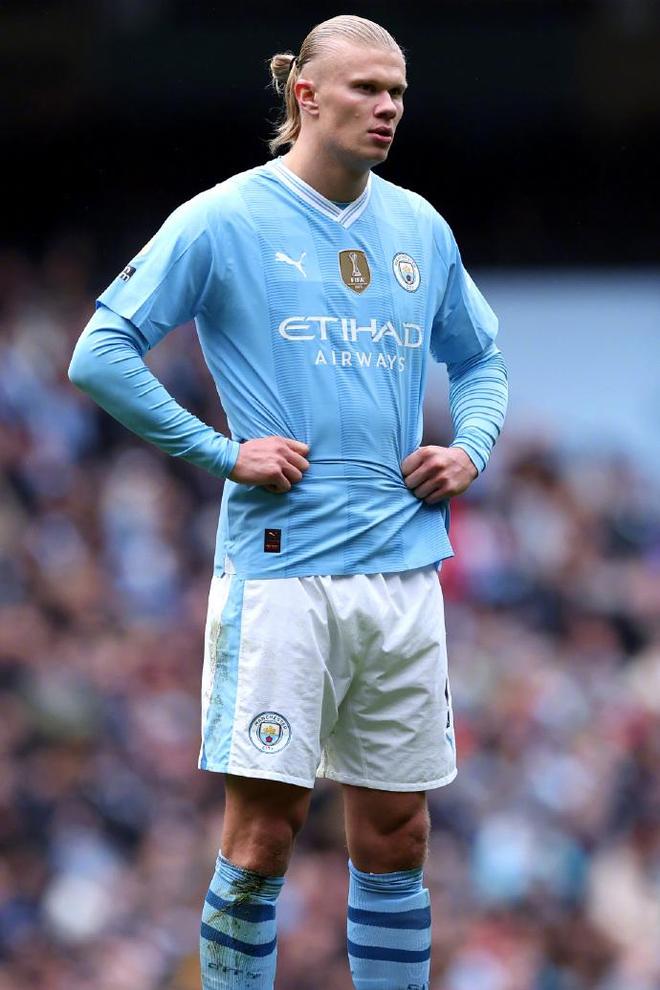 英超战报：福登传射，迪亚斯世界波，曼城3-0十人桑德兰（英超：福登传射+迪亚斯世界波，曼城3-0完胜十人桑德兰）