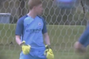 铜梁龙官方：下赛季球衣为主红客白，欢迎球迷投票27赛季球衣（铜梁龙官宣：下季球衣主红客白，27赛季款式向球迷开放投票）