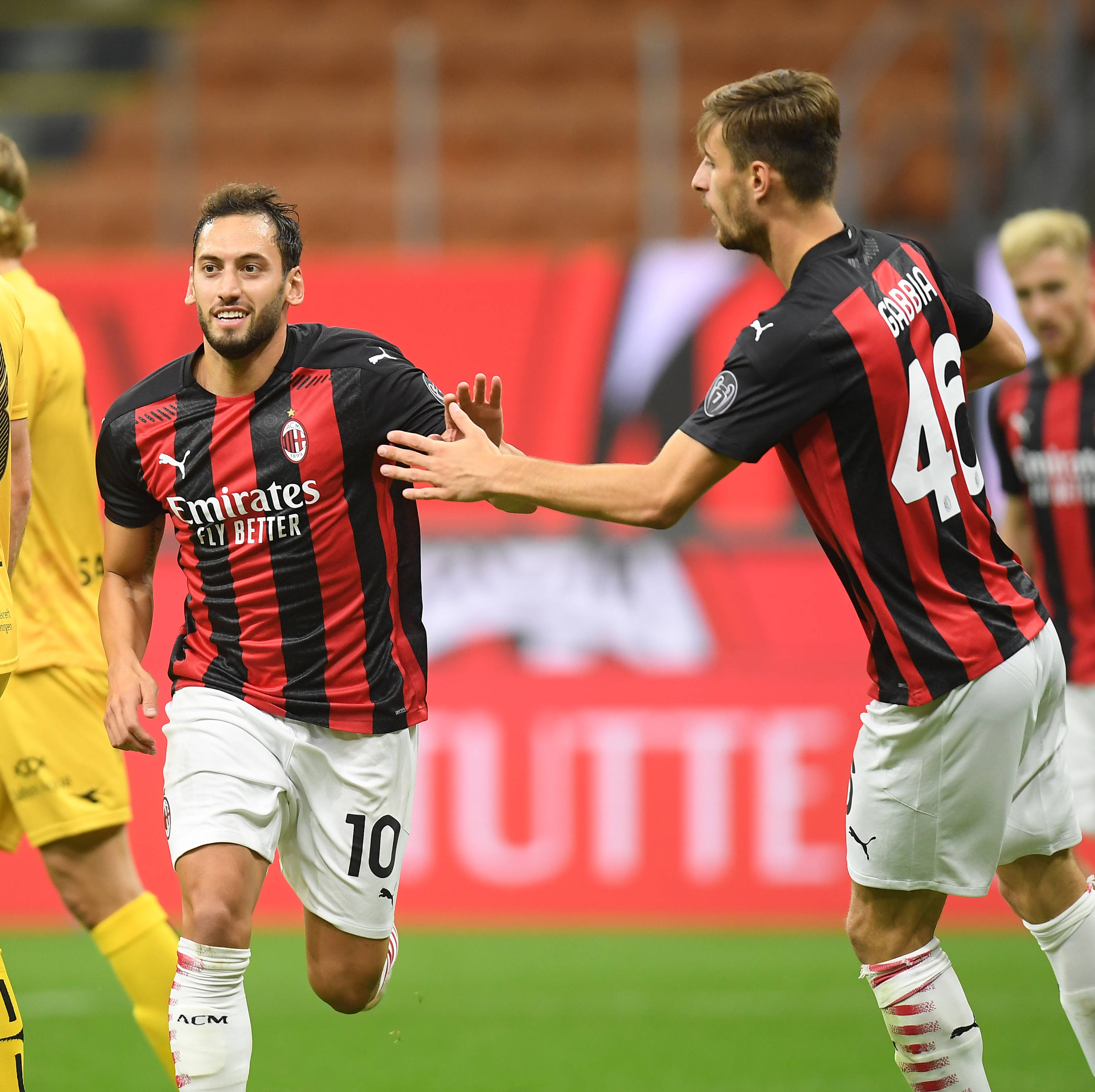 梅里诺玩二选一：佩德里＞维蒂尼亚、厄德高、罗德里